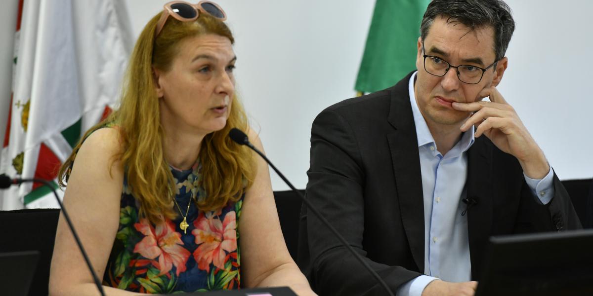 Baranyi Krisztina és Karácsony Gergely a bizottsági ülésen június 4-én 