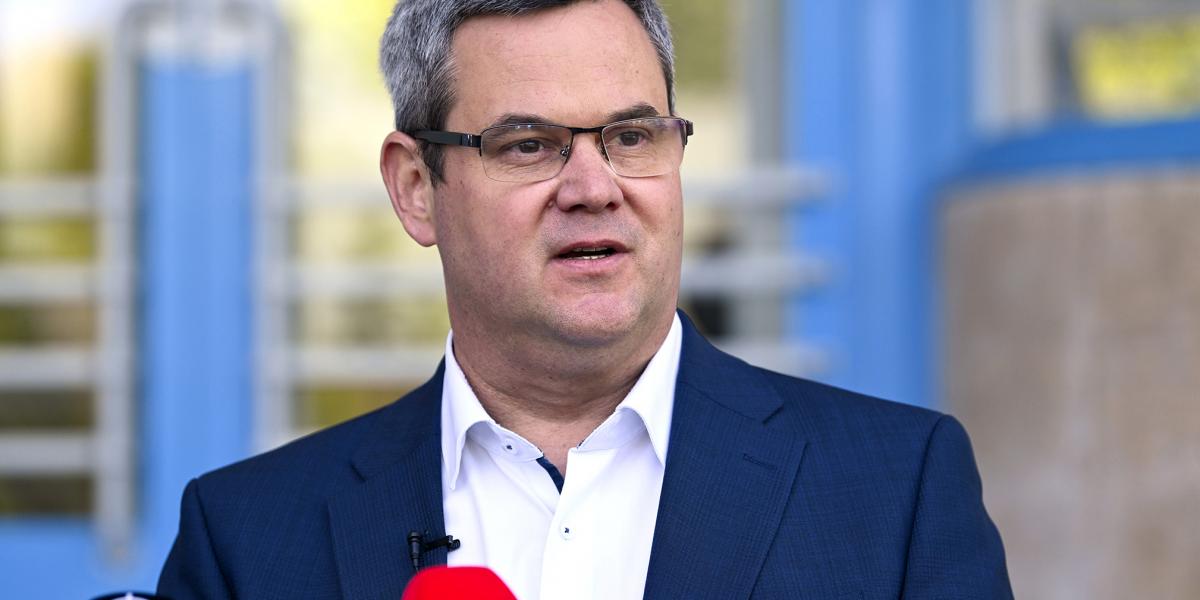 Takács Péter 