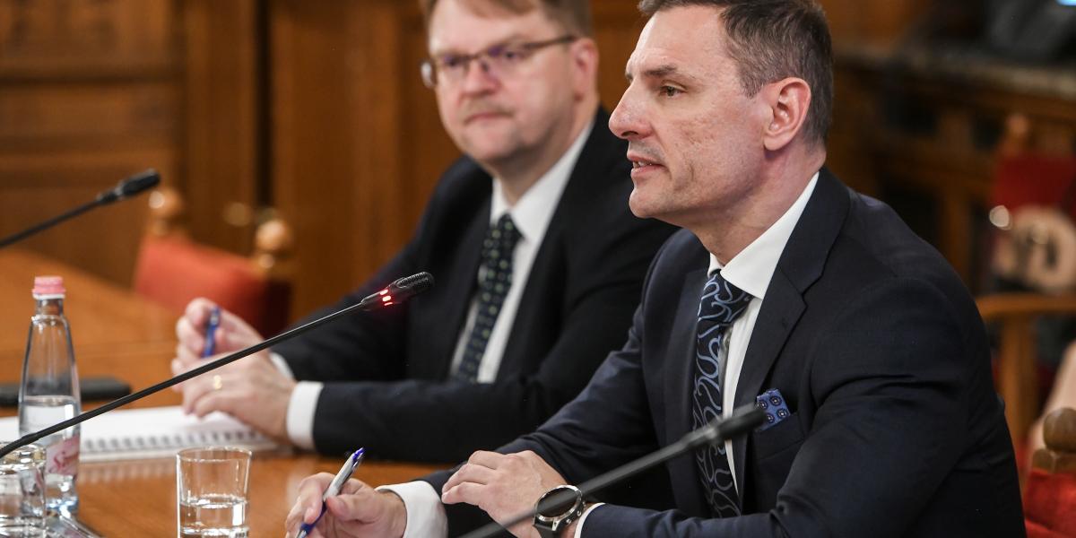 Korábbi felvétel 