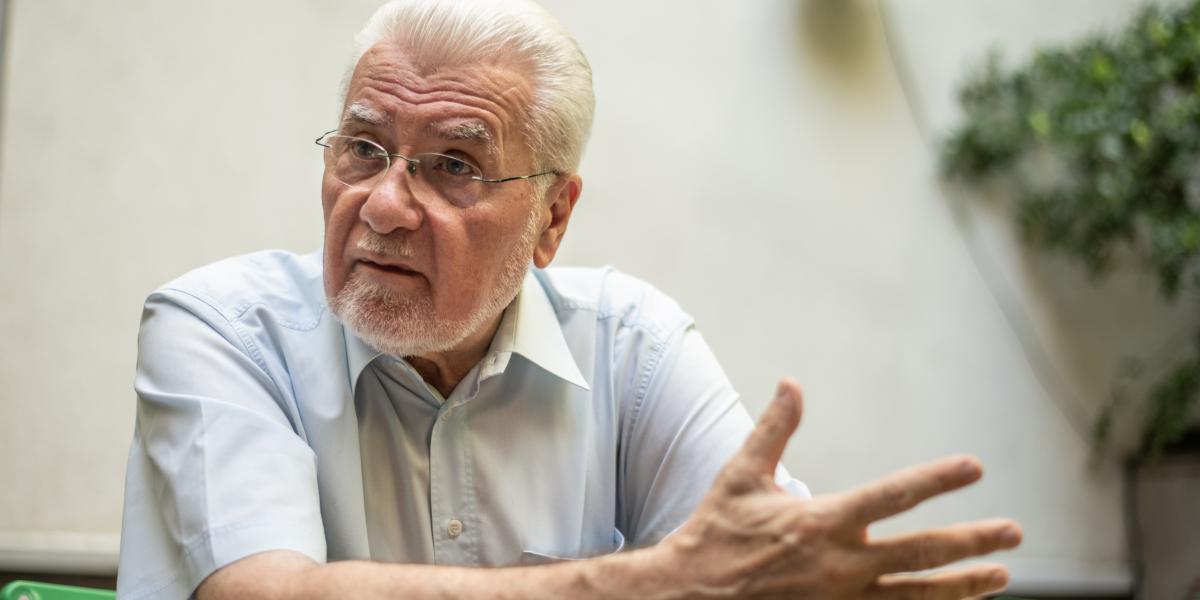 Az áttöréseket nem lehet előre elhatározni, és látni sem. Kolumbusz azért fedezte fel Amerikát, mert nem tudta, hogy ott van. Ha tudta volna, akkor nem felfedezi, hanem egyszerűen odamegy – fogalmazott az MTA volt elnöke