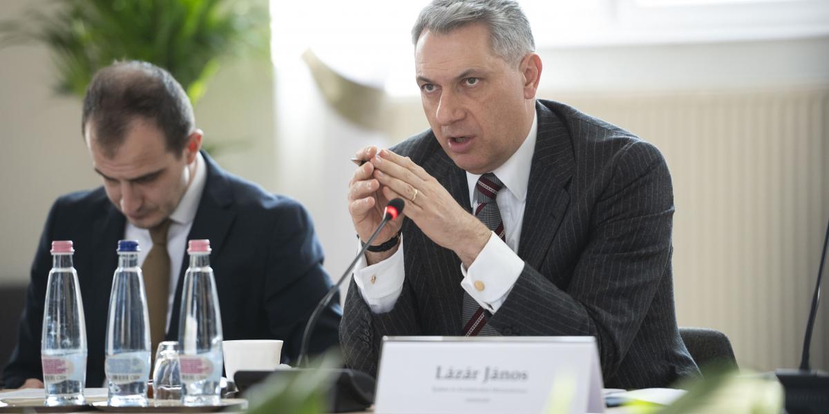 Korábbi felvétel 