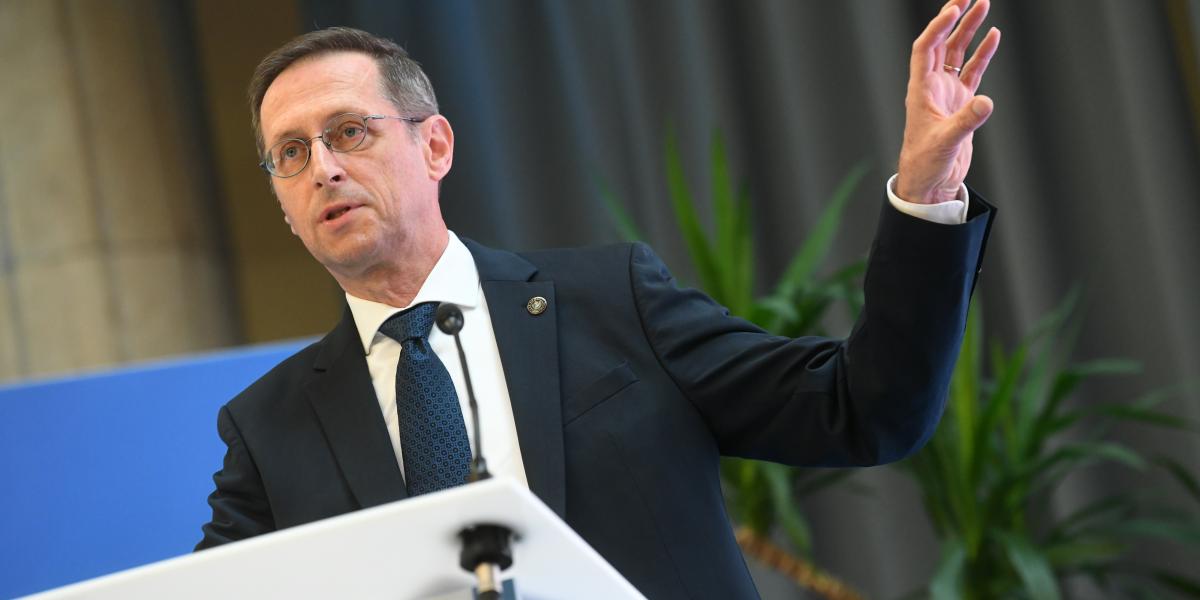 Korábbi felvétel