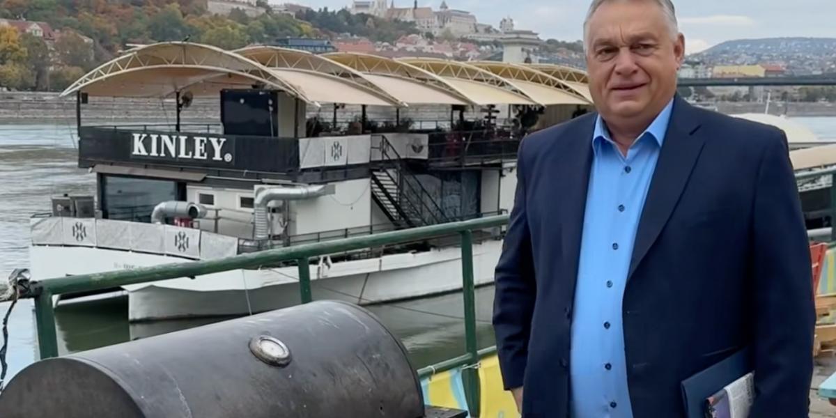 A kormányfő hétvégén lesétált a rakpartra és szörnyülködött. „Ennyire futja” - mondta