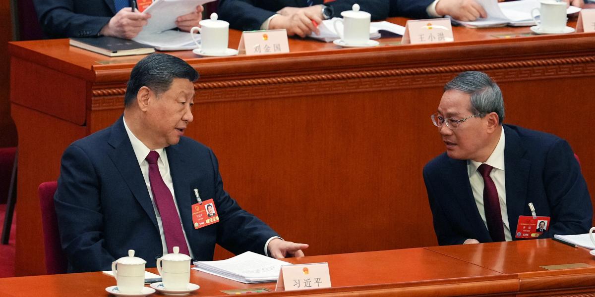 Hszi Csin-ping kínai elnök és az egyik lehetséges utód, Li Csiang miniszterelnök – Hszi-korszakról mindenképpen beszélni fognak