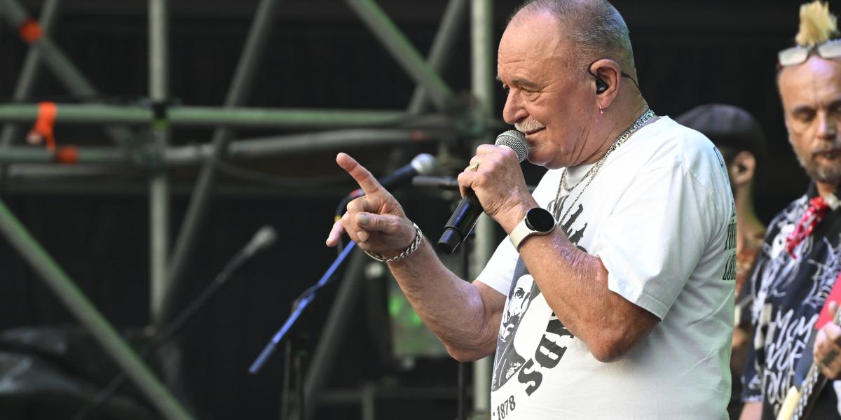 Nagy Feró - Korábbi felvétel 