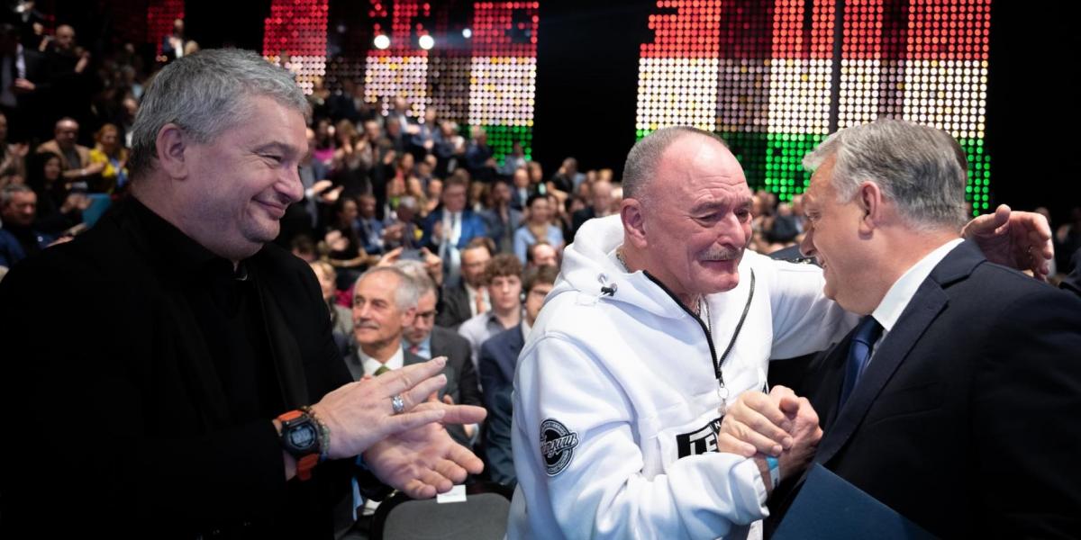 Nagy Feró Orbán Viktorral a miniszterelnök 2024. február 17-i évértékelőjén