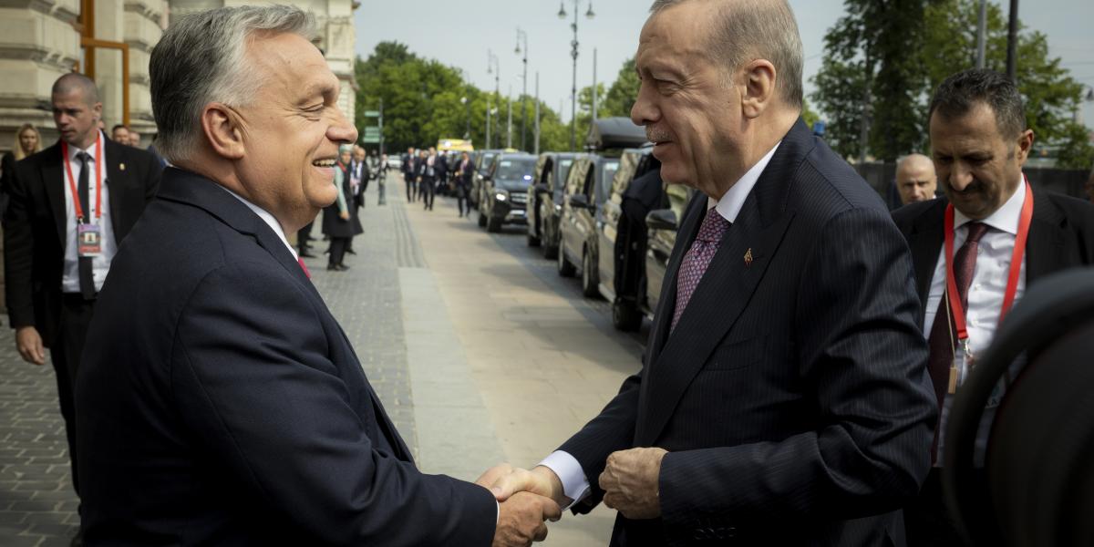 Idén májusban Budapesten tartott informális csúcstalálkozót a Türk Tanács. A szervezet története során ez volt az első alkalom, hogy megfigyelő státusú állam rendezte meg a csúcstalálkozót