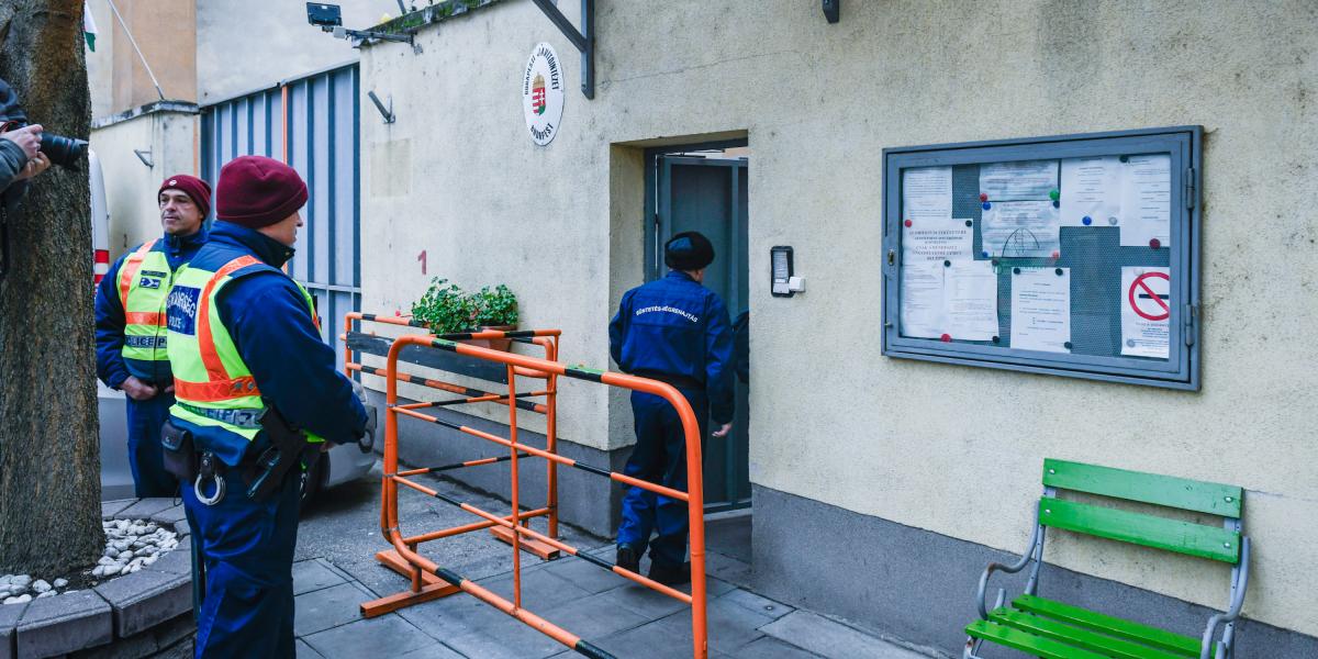 Börtönőrök érkeznek a Szőlő utcai javítóintézetbe december 10-én 