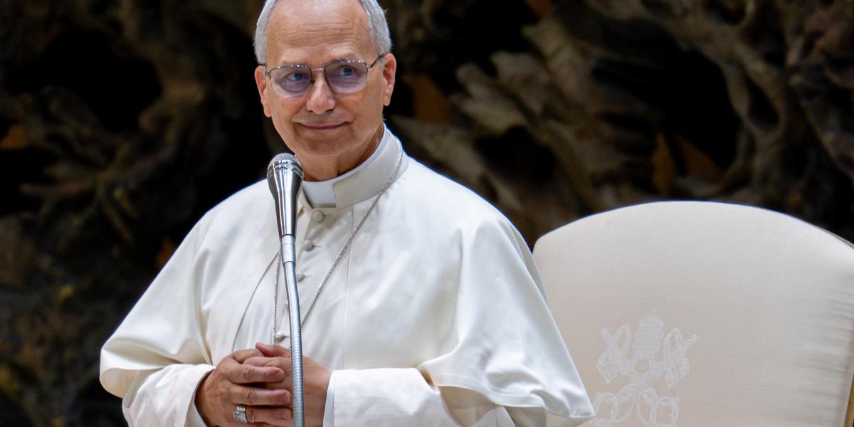 XIV. Leó pápa elődjéhez képest nagyobb hangsúlyt fektet a diplomáciára