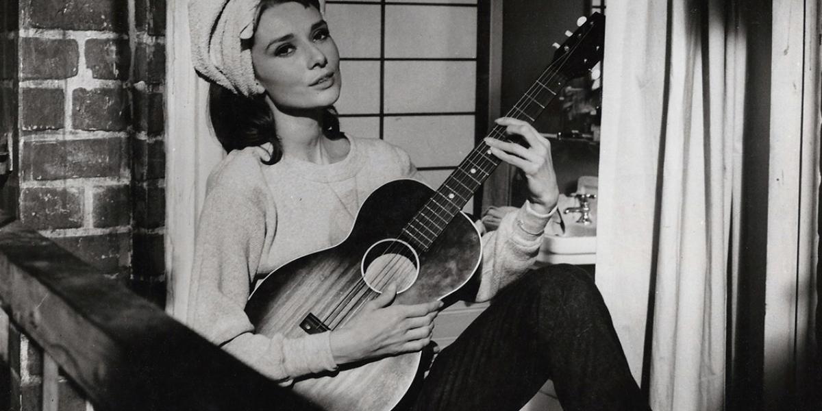 A Moon Rivert Audrey Hepburn énekelte az Álom luxuskivitelben című filmben