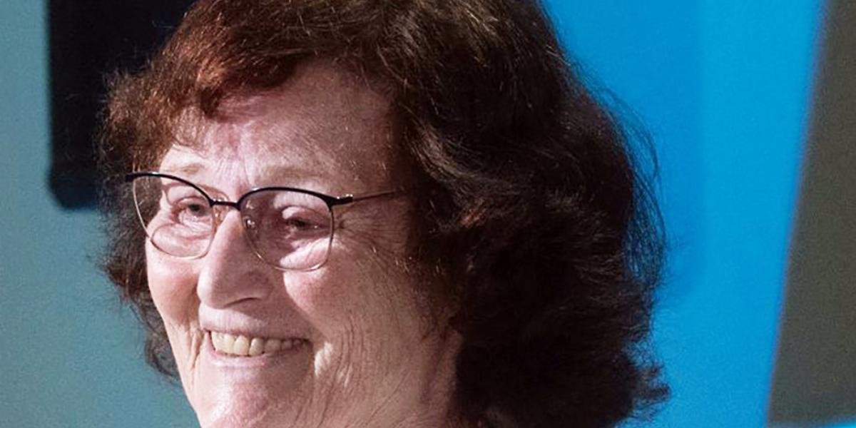 Agyagási Klára: A szláv őshaza helyének meghatározásával és az ősszláv nyelv differenciálódásával kapcsolatban több elmélet is született 