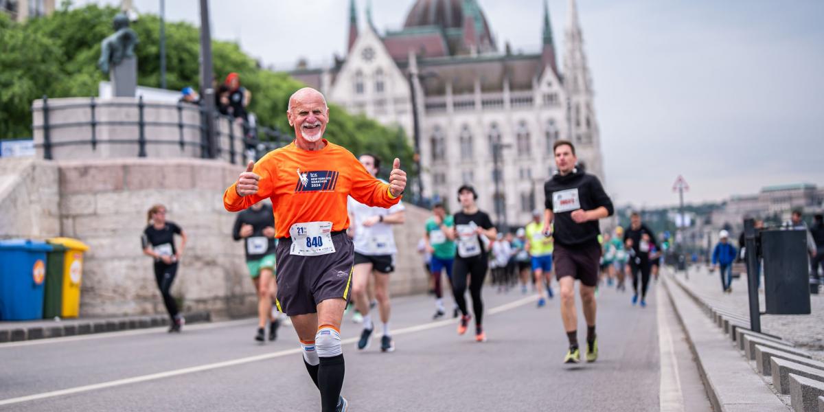 Kis Ferenc a 21 év - 21 km EU-s futáson 