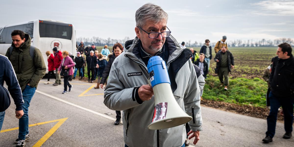 Hadházy és a szafarira érkezők