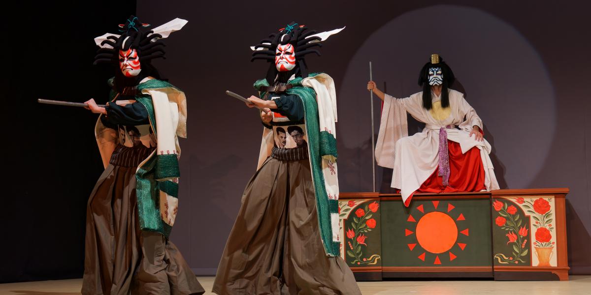 Pintér Béla és Társulata az állami támogatás elvesztésével fizeti meg a hatalmat nem kímélő előadásainak árát