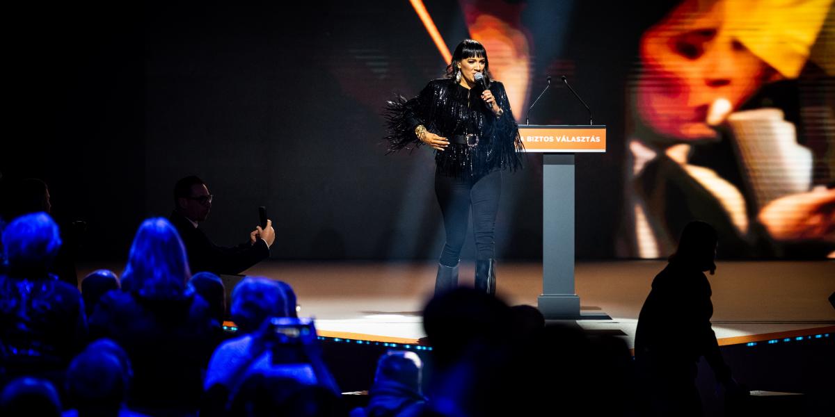 Tóth Gabi a Fidesz-kongresszusán, január 10-én.