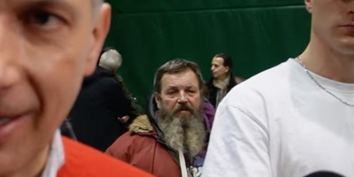 Czédulás József középen a Lázár Jánossal készített miniinterjúnk alatt