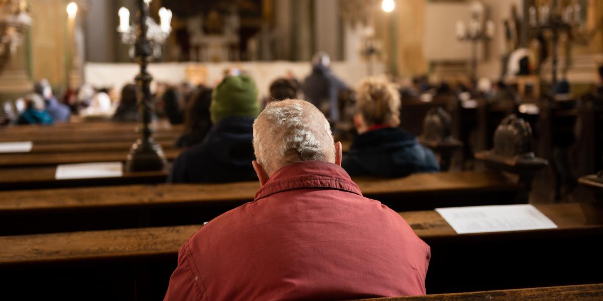 Távolságot kell tartani a politikai ideológiáktól – hívta fel a figyelmet a katolikus teológus