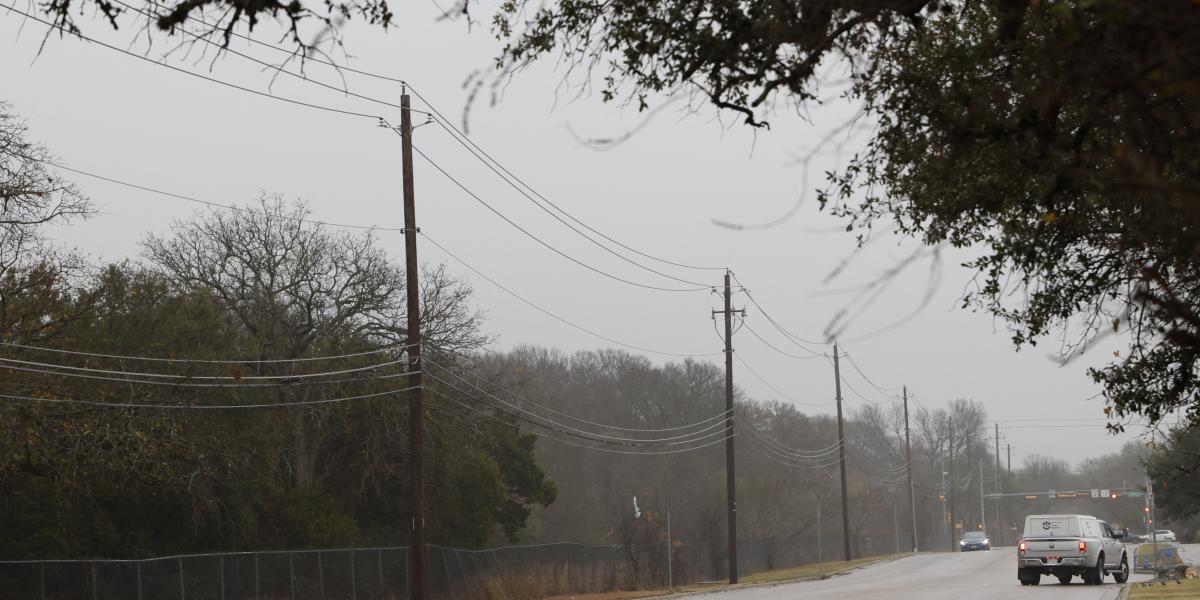 A jégeső villanyvezetékeket szakíthat le