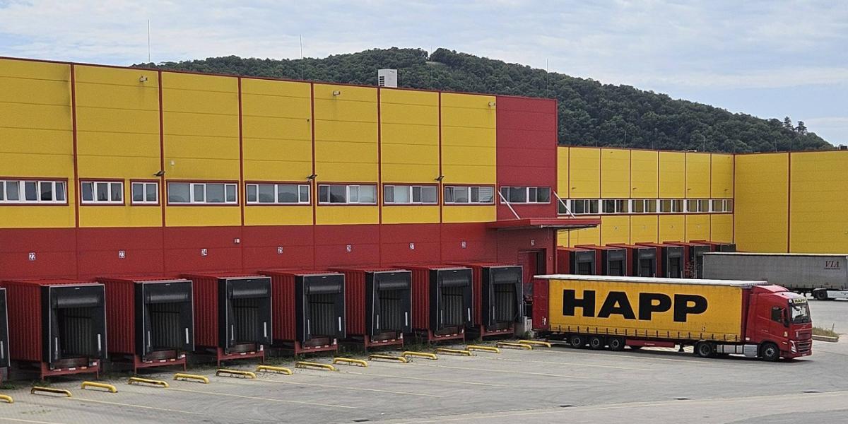 Nem az iparban, hanem a szolgáltatásexportban a jövő – gazdaságpolitikai változások mindenképpen kellenek, az áprilisi választások eredményétől függetlenül is