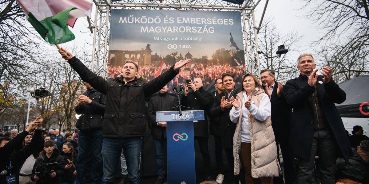  A Tisza Párt támogatóinak 77 százaléka is azt szeretné, ha az ellenzéki pártok a maguk bemutatásával és az Orbán-rendszer kritikájával foglalkoznának, és békén hagynák a többi demokratikus pártot