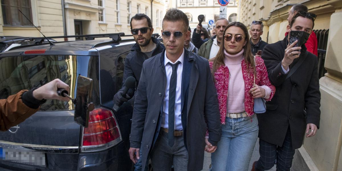 Vogel Evelin és Magyar Péter. Lassan kiderül, semmi sem volt az, aminek látszott