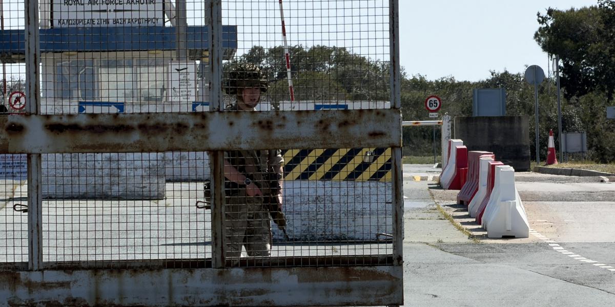 A dróntámadás után evakuálták a ciprusi brit támaszponton tartózkodókat