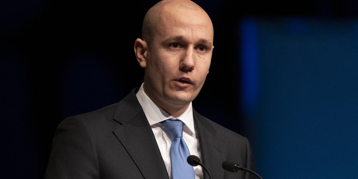 Rónai Sándor nem adná fel a jogfosztást