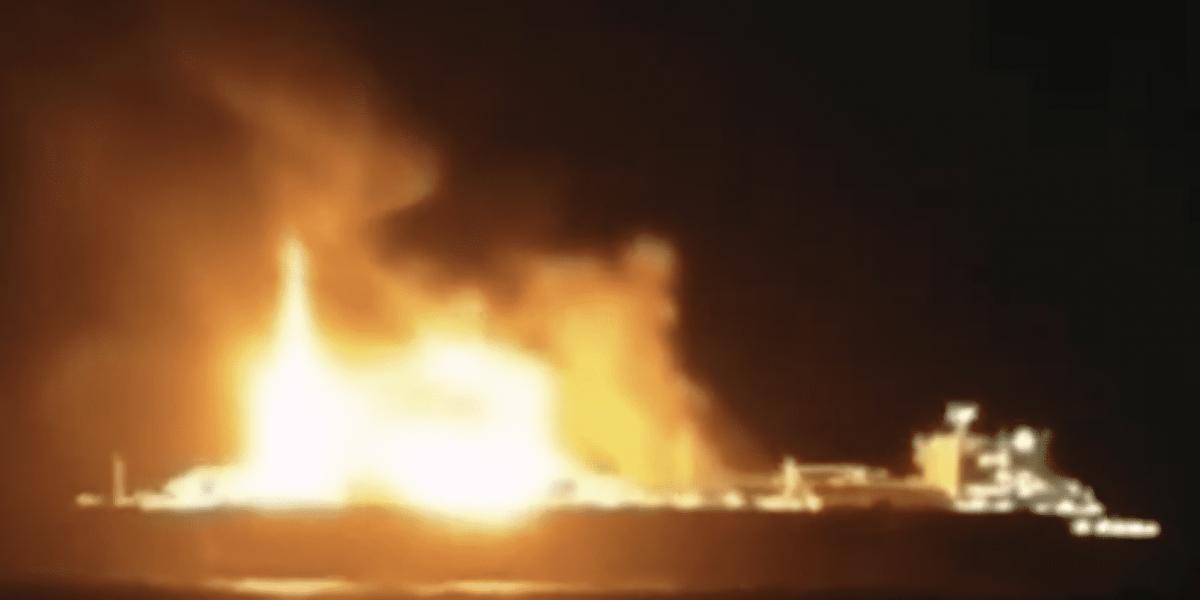 A lángoló orosz hajó 