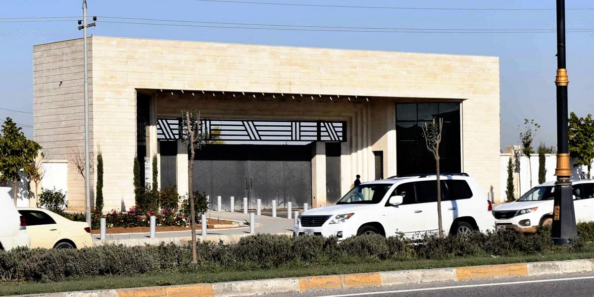 Az Erbilben lévő amerikai bázis főkapuja egy 2020-as felvételen