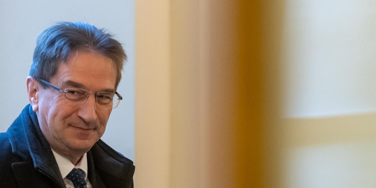 Völner Pál - Korábbi felvétel 