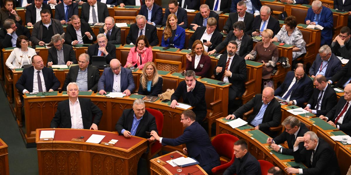 Az Országgyűlés plenáris ülése március 10-én 