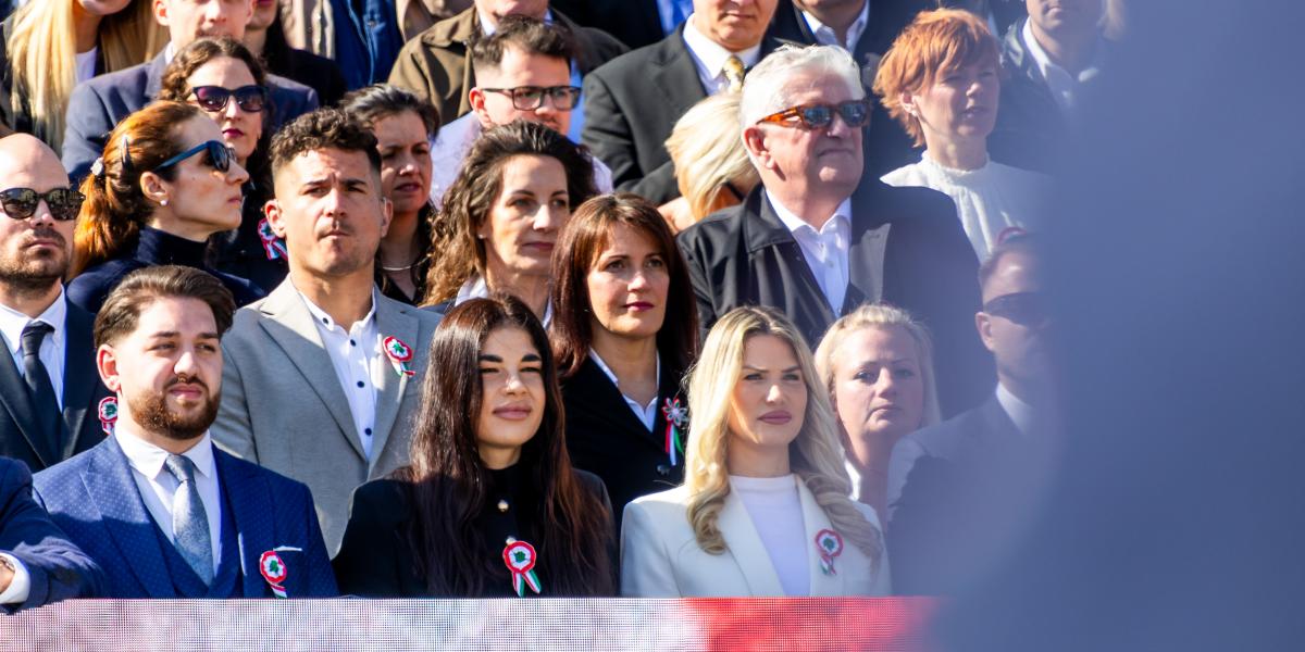 Gáspár Evelin a Békemenetet lezáró díszünnepségen a Kossuth téren március 15-én 