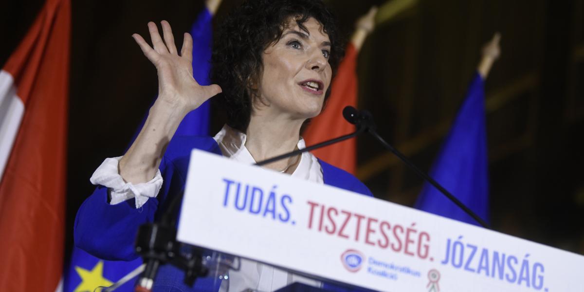 Dobrev Klára a Demokratikus Koalíció ünnepi felvonulásán március 14-én 