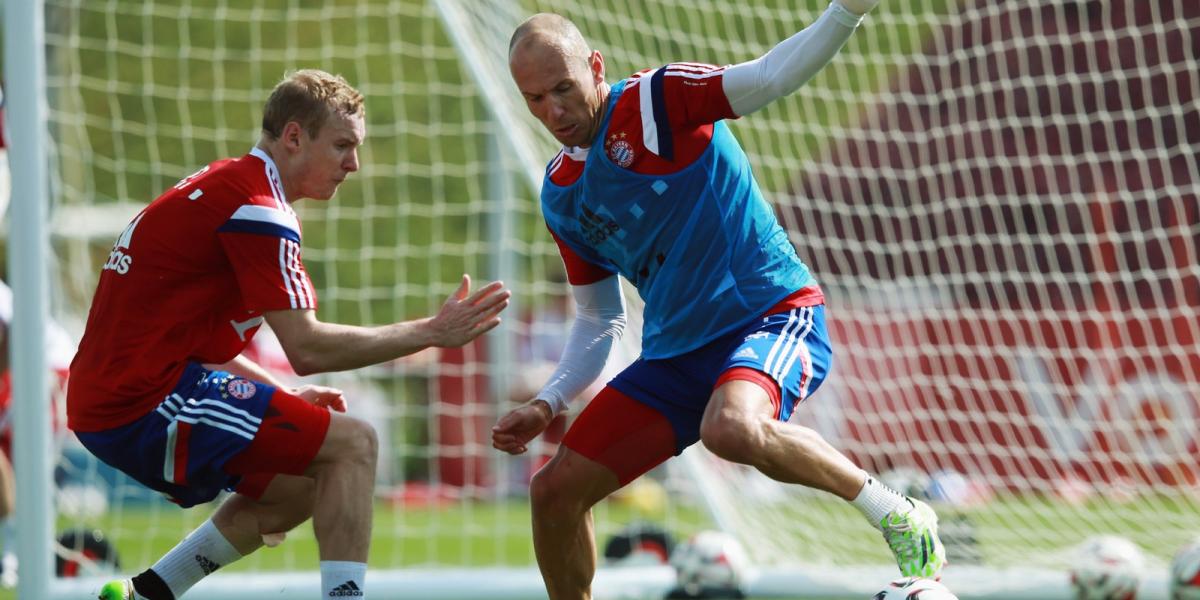 Sebastian Rode és Arjen Robben. FOTÓ: Getty Images