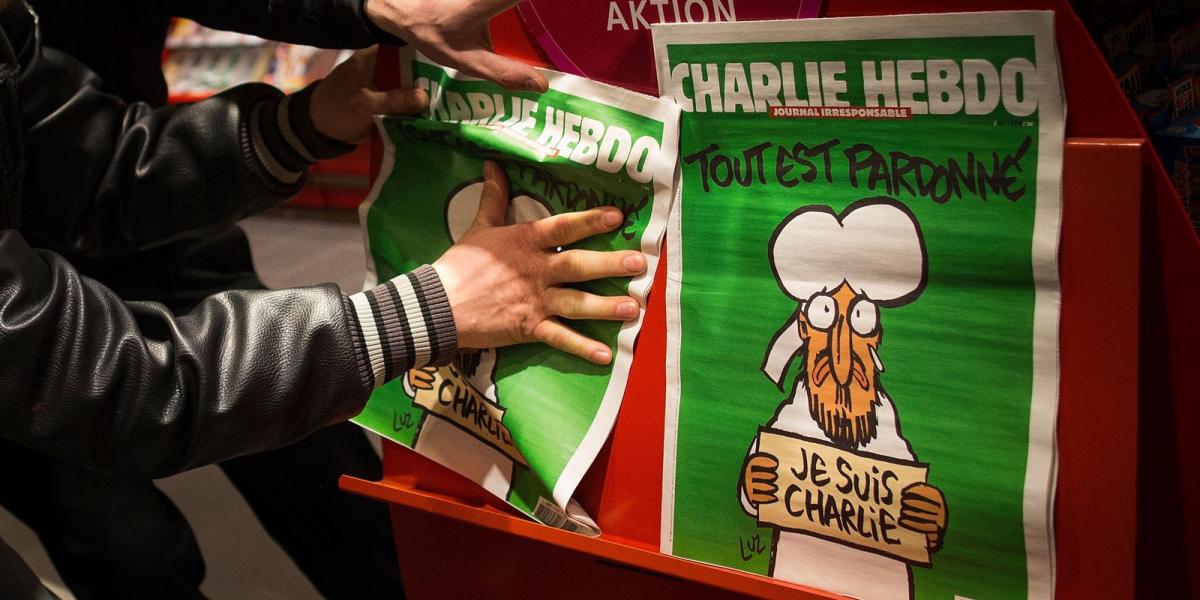 A Charie Hebdo címlapja Mohamed karikatúrájával. FOTÓ: Getty Images