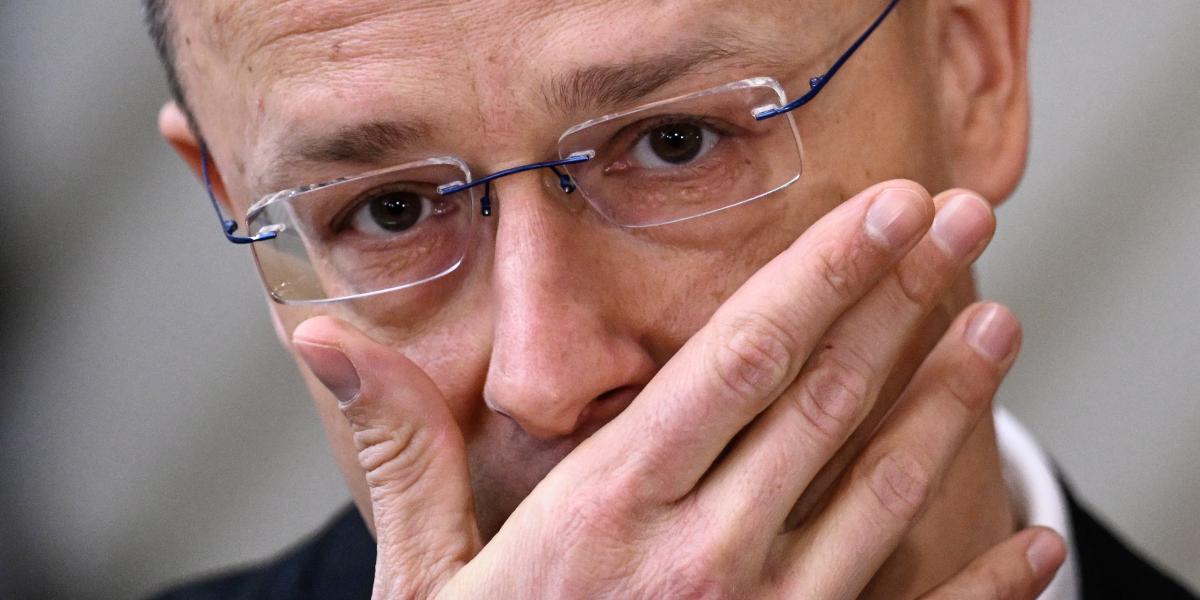 Szijjártó felváltva emlegetett hazugságot és diplomáciát