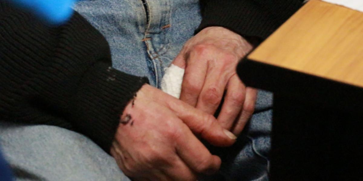 Rendőrségi felvétel a vádlottról 