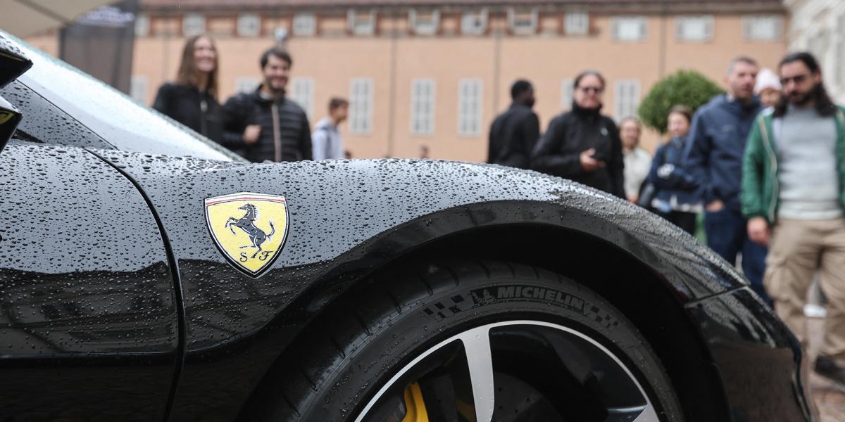 Trump Iránt célozta, de a Ferrari, a Louis Vuitton és társai is célkeresztbe kerültek