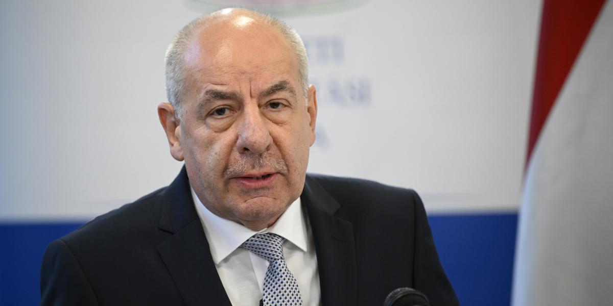 Korábbi felvétel 
