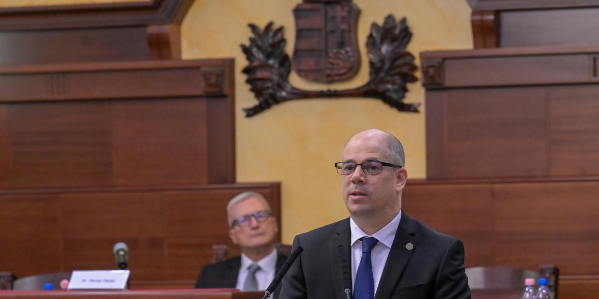 Nagy Gábor Bálint - Korábbi felvétel 