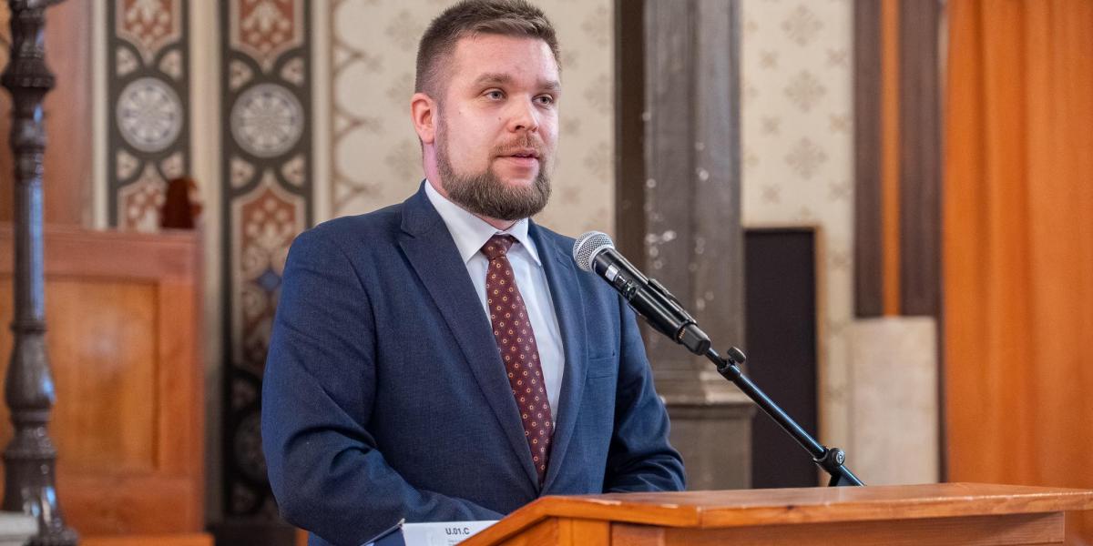 Korábbi felvétel 