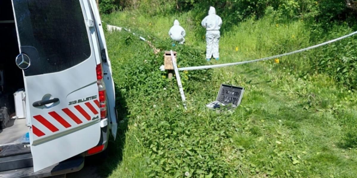 Dolgoznak a helyszínelők Döbröközön 