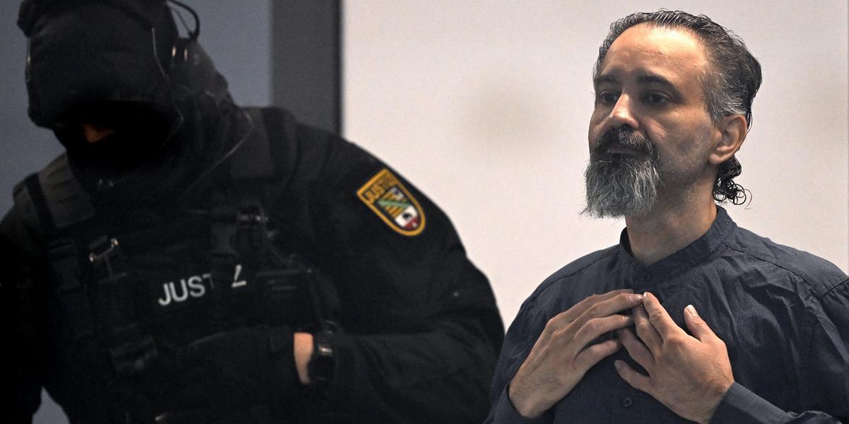 Táleb Dzsavád al-Abdulmohszen a tárgyaláson június 26-án 
