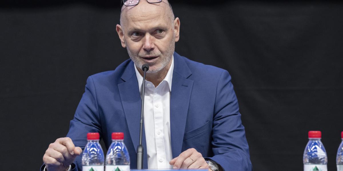 Kálnoki Kis Attila megszabadult Balásy Gyula örökségétől