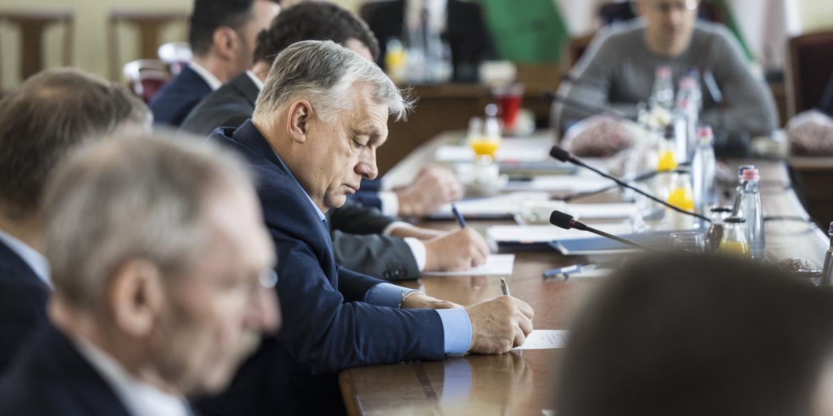 Orbán Viktor kormányülésen, 2026. március 11-én