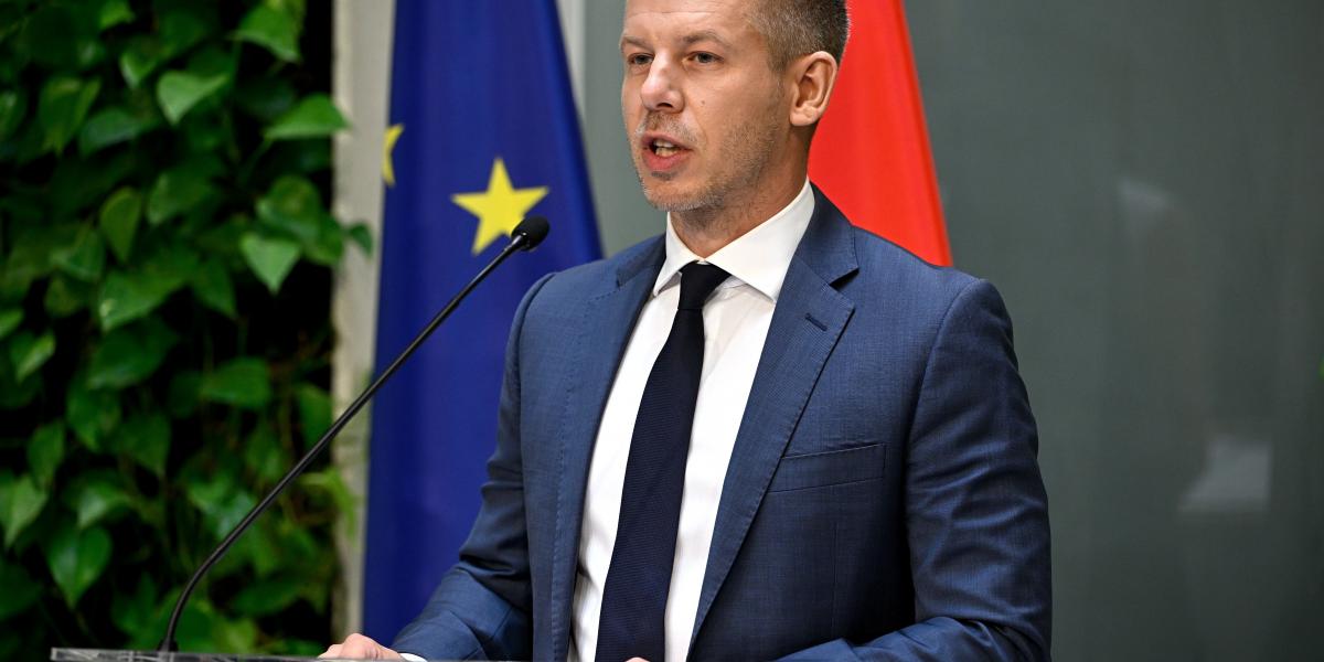 Magyar Péter miniszterelnök a Miniszterelnökségen tartott kormányszóvivői sajtótájékoztatón 2026. július 2-án
