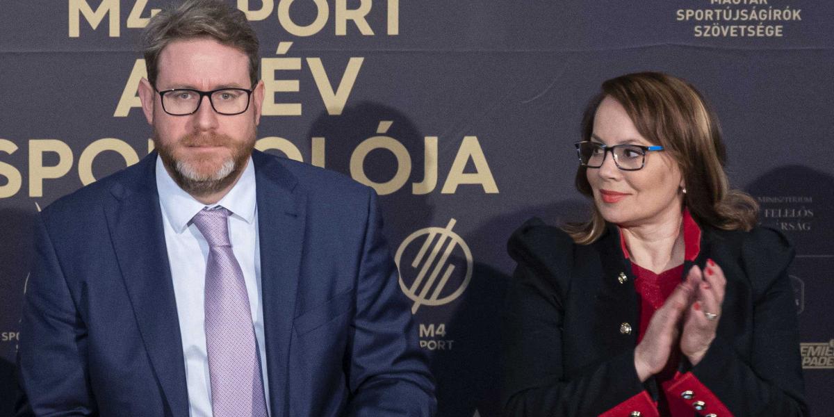 Szöllősi Györgyöt már leváltották a Nemzeti Sport éléről, most az a kérdés, hogy a sportújságírókat tömörító egyik szervezet élén maradhat-e ő és alelnöke, Csisztu Zsuzsa, akinek műsorát milliókkal támogatta Hankó Balázs