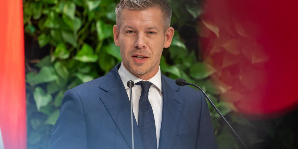 Korábbi felvétel 