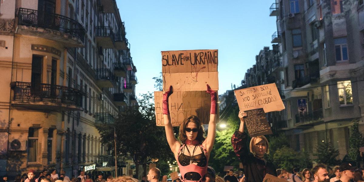 Az ukránok július 16. óta naponta tüntetnek Fedorov, az ország egyik legfiatalabb és legnépszerűbb magas rangú tisztviselőjének leváltása ellen