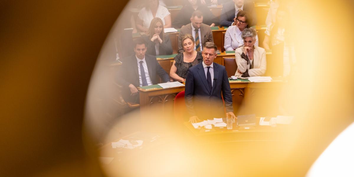 Rengeteg visszajelzés érkezik az emberektől, és a Tisza láthatóan reagál ezekre - mondja Galgóczi Eszter